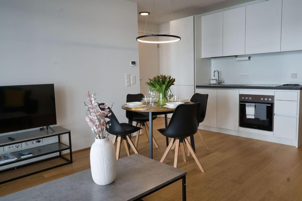 Modern Near Stadtpark Appartement